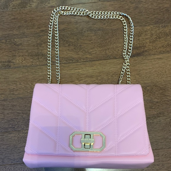 Handbags - Chic Pink Chevron Shoulder Bag with Chain Strap